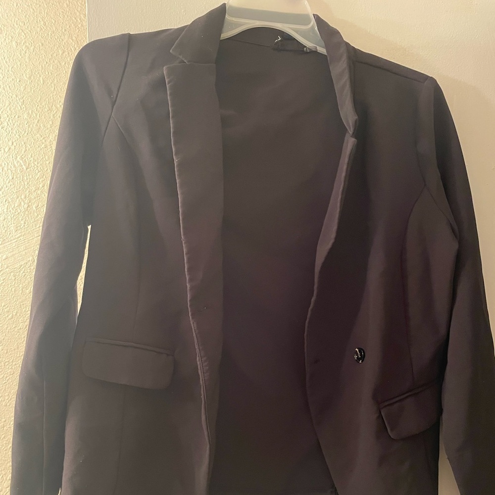 Black blazer 🖤